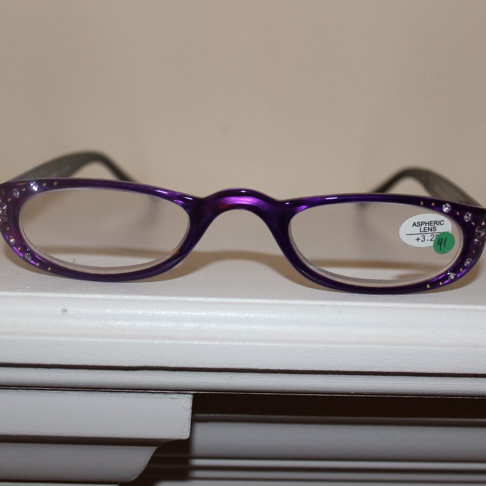 Ron's Optical Women's Reading Glasses +3.25